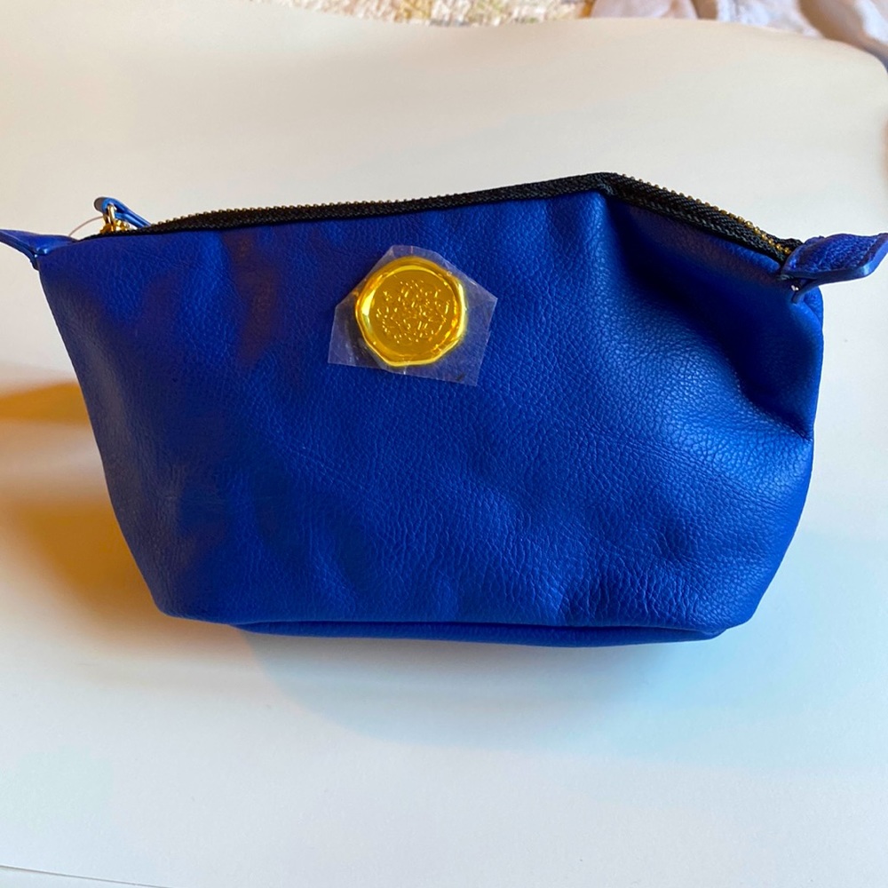 Cosmetics bag by Anna Griffin NWT